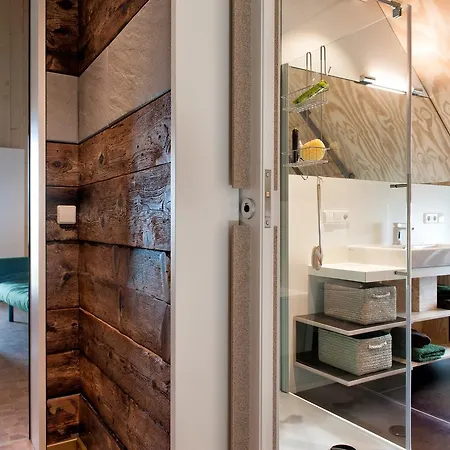 Brennkuch Designferienhaus 펜션 겐넨바흐