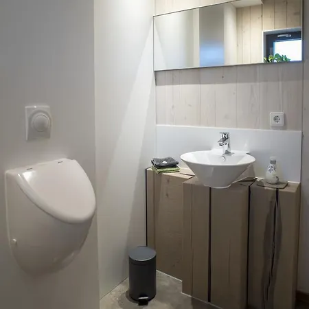 Brennkuch Designferienhaus 펜션 겐넨바흐